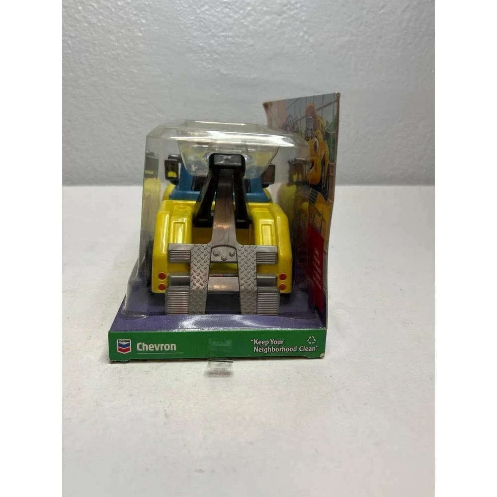 Vintage 2001 The Chevron Cars 